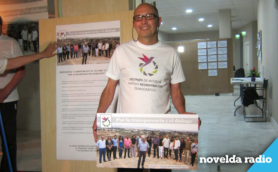 2015.05.08 - Pegada carteles PDRD